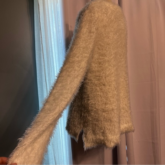 French Laundry Pullover Sweater Size Large Women’s White Fuzzy Penguin soft cozy - Picture 4 of 9